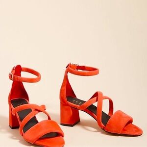 NWT Shoe The Bear May Puff Coral sandals U.S sz 7